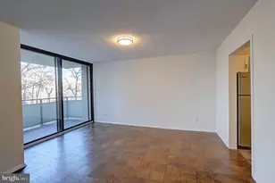 5225 Pooks Hill Rd, Bethesda, MD 20814 - Photo 3