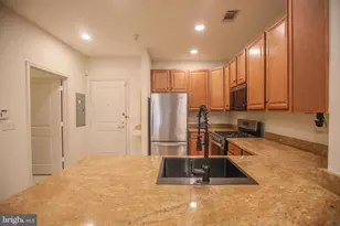 8045 Newell St, Silver Spring, MD 20910 - Photo 9