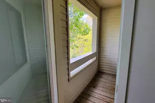 18763 Pier Point Pl, Gaithersburg, MD 20886 - Photo 9