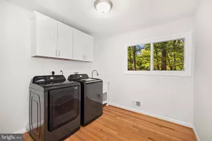 8500 Horseshoe Ln, Potomac, MD 20854 - Photo 21