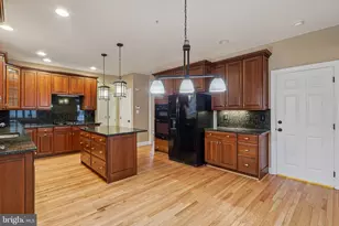 8242 Castanea Ln, Derwood, MD 20855 - Photo 21