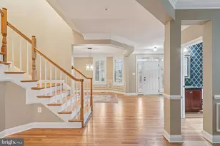 8242 Castanea Ln, Derwood, MD 20855 - Photo 9