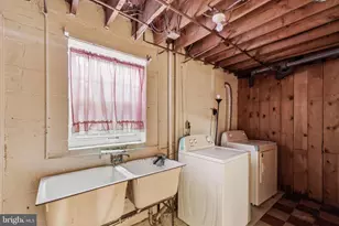 9700 Dameron Dr, Silver Spring, MD 20910 - Photo 27