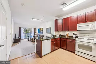8045 Newell St, Silver Spring, MD 20910 - Photo 11