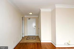 4620 N Park Ave, Chevy Chase, MD 20815 - Photo 5