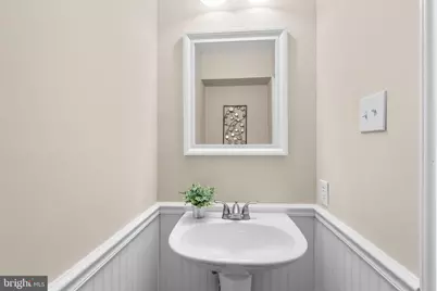 9305 Broadwater Drive, Gaithersburg, MD 20879 - Photo 13