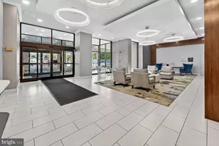 4515 Willard Ave, Chevy Chase, MD 20815 - Photo 3