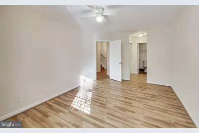 10408 Parthenon Court #10408, Bethesda, MD 20817 - Photo 5