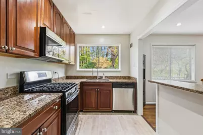 10523 Montrose Avenue #203, Bethesda, MD 20814 - Photo 11