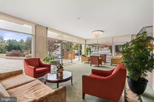 10201 Grosvenor Pl, Rockville, MD 20852 - Photo 49