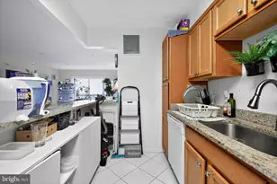 7400 Lakeview Dr, Bethesda, MD 20817 - Photo 13