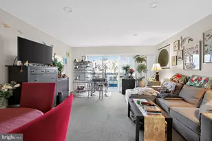 7400 Lakeview Dr, Bethesda, MD 20817 - Photo 7