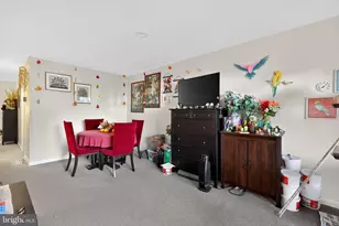 7400 Lakeview Dr, Bethesda, MD 20817 - Photo 11