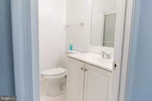 5631 Hogenhill Terrace, Rockville, MD 20853 - Photo 7