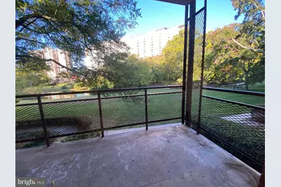 10424 Rockville Pik #202, Rockville, MD 20852 - Photo 5