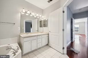 802 Grand Champion Dr, Rockville, MD 20850 - Photo 19