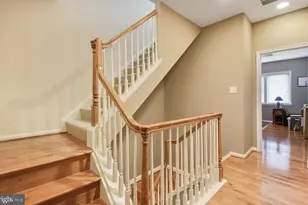 913 Pleasant Dr, Rockville, MD 20850 - Photo 33