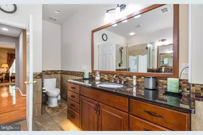 913 Pleasant Drive, Rockville, MD 20850 - Photo 17