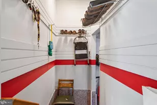 913 Pleasant Dr, Rockville, MD 20850 - Photo 37