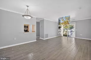 18318 Streamside Dr, Gaithersburg, MD 20879 - Photo 3