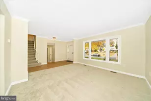 15428 Peach Leaf Dr, Gaithersburg, MD 20878 - Photo 9