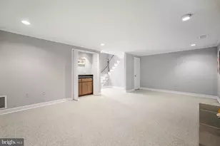 11103 Candlelight Ln, Potomac, MD 20854 - Photo 25