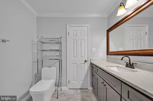 9957 Foxborough Cir, Rockville, MD 20850 - Photo 17