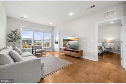 250 Decoverly Drive #425, Gaithersburg, MD 20878 - Photo 13