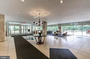 10401 Grosvenor Pl, Rockville, MD 20852 - Photo 31