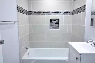 10401 Grosvenor Pl, Rockville, MD 20852 - Photo 25