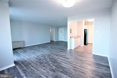 10401 Grosvenor Place #711, Rockville, MD 20852 - Photo 9