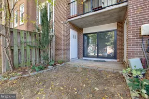 822 Quince Orchard Blvd, Gaithersburg, MD 20878 - Photo 23