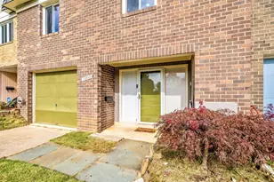 10513 Cambridge, Montgomery Village, MD 20886 - Photo 3