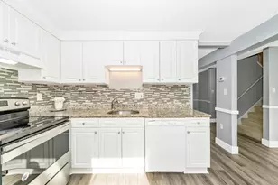 10513 Cambridge, Montgomery Village, MD 20886 - Photo 15