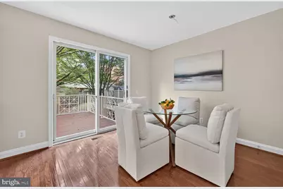 10152 Sterling Terrace, Rockville, MD 20850 - Photo 11