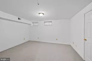 313 Hart Rd, Gaithersburg, MD 20878 - Photo 33