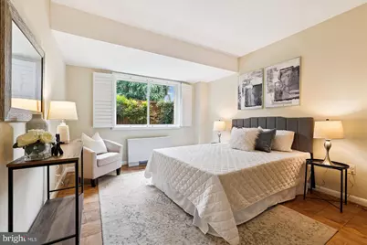 4800 Chevy Chase Drive #101, Chevy Chase, MD 20815 - Photo 11