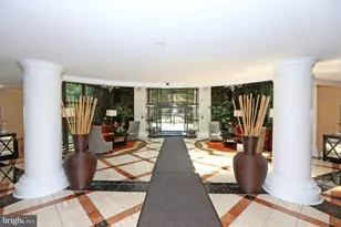 10101 Grosvenor Pl, Rockville, MD 20852 - Photo 5