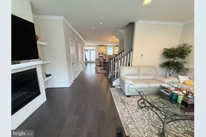 321 Hendrix Avenue, Gaithersburg, MD 20878 - Photo 3