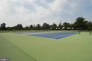 801 Pleasant Dr, Rockville, MD 20850 - Photo 17