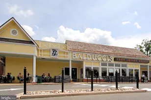 5704 Brewer House Cir, North Bethesda, MD 20852 - Photo 5