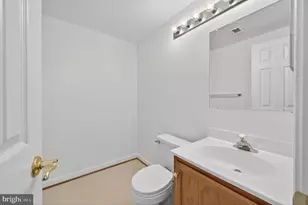 8404 Burchap Dr, Gaithersburg, MD 20886 - Photo 9