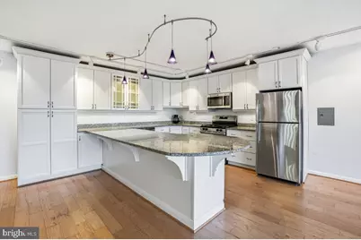 4242 E West Highway #514, Chevy Chase, MD 20815 - Photo 11