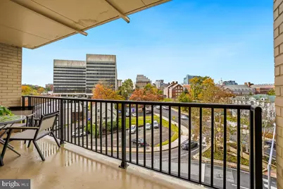 4242 E West Highway #514, Chevy Chase, MD 20815 - Photo 5