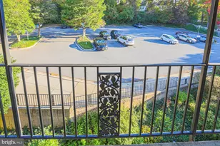 3535 Chevy Chase Lake Dr, Chevy Chase, MD 20815 - Photo 13