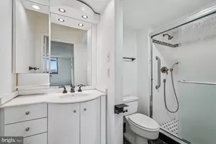 7420 Westlake Terrace, Bethesda, MD 20817 - Photo 17