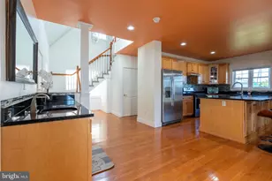 25325 Woodfield Rd, Damascus, MD 20872 - Photo 31