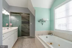 25325 Woodfield Rd, Damascus, MD 20872 - Photo 43