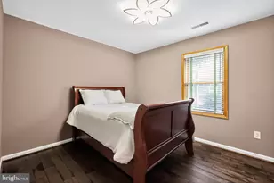 7328 Rocky Rd, Gaithersburg, MD 20882 - Photo 23