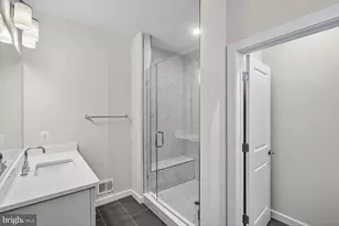 16282 Connors Wy, Rockville, MD 20855 - Photo 17